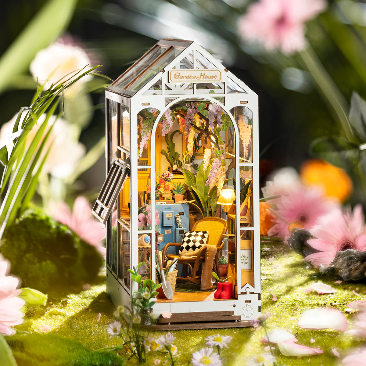 Holiday Garden House TGB06