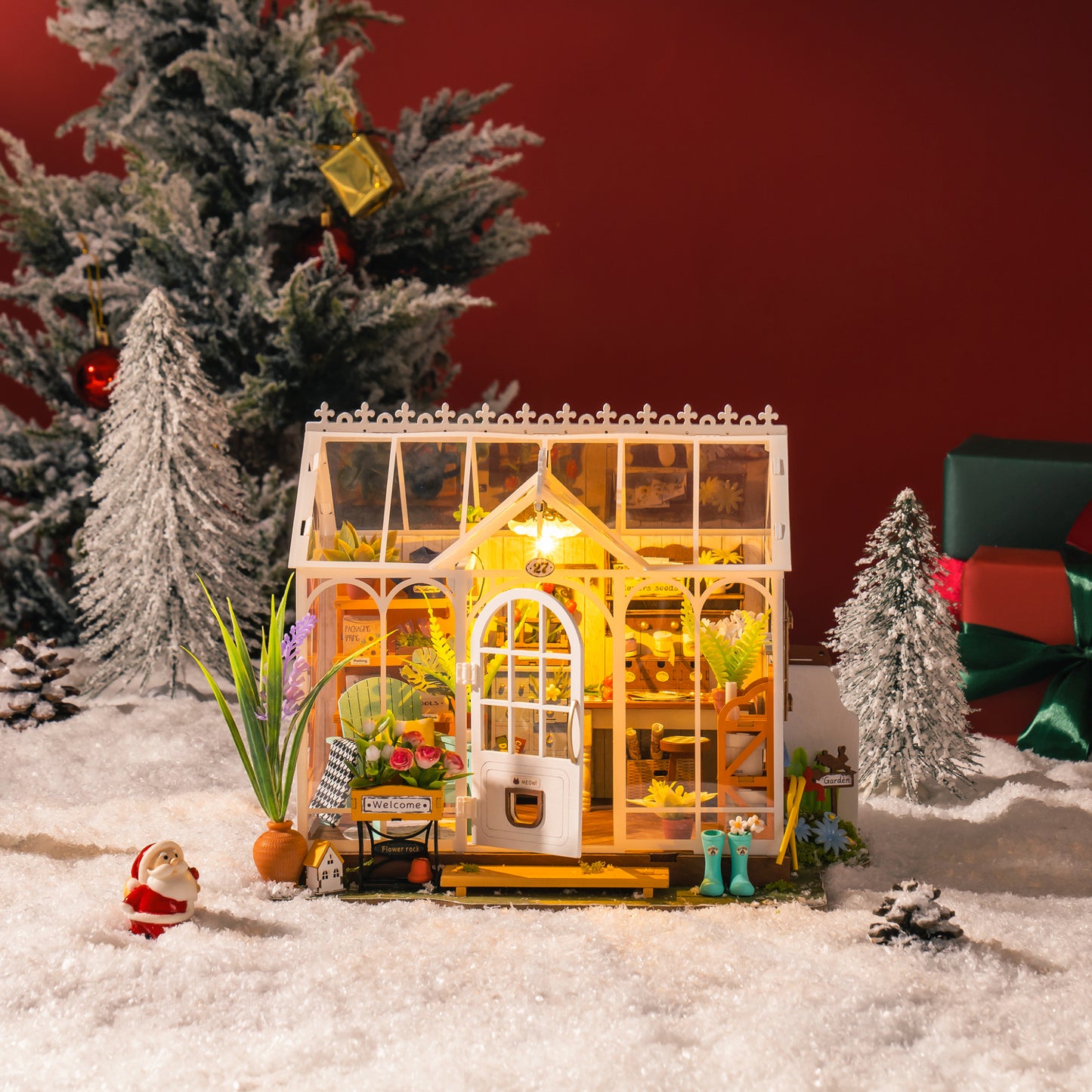 Dreamy Garden House DG163