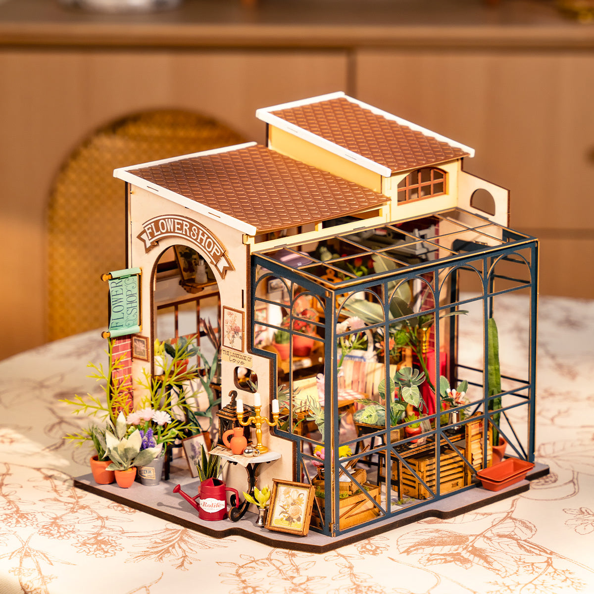 Emily's Flower Shop DG145