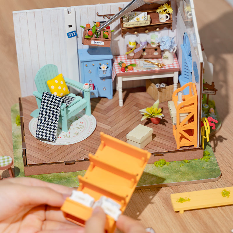 Dreamy Garden House DG163