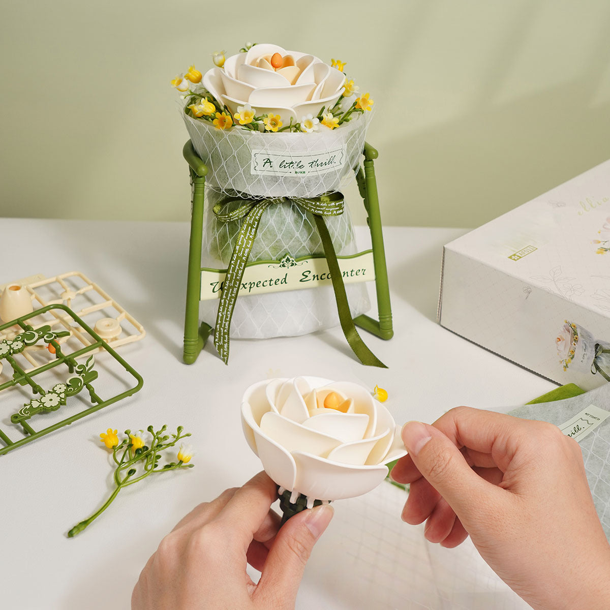 ROKR DIY 3D Puzzle Model - White Camellia AF011