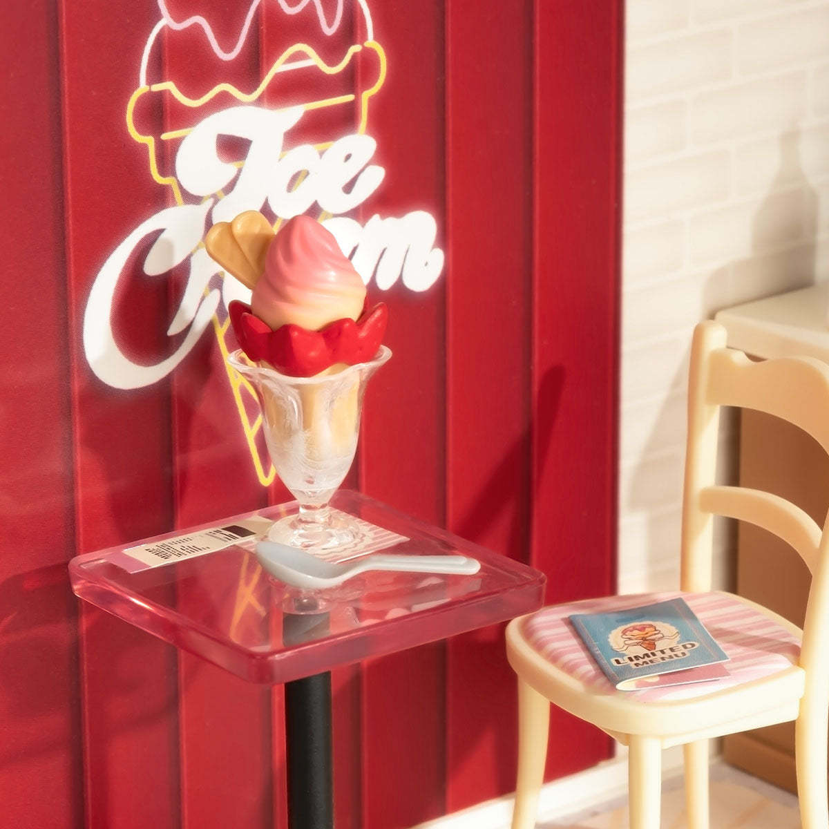 Flavorful Ice Cream DW018B
